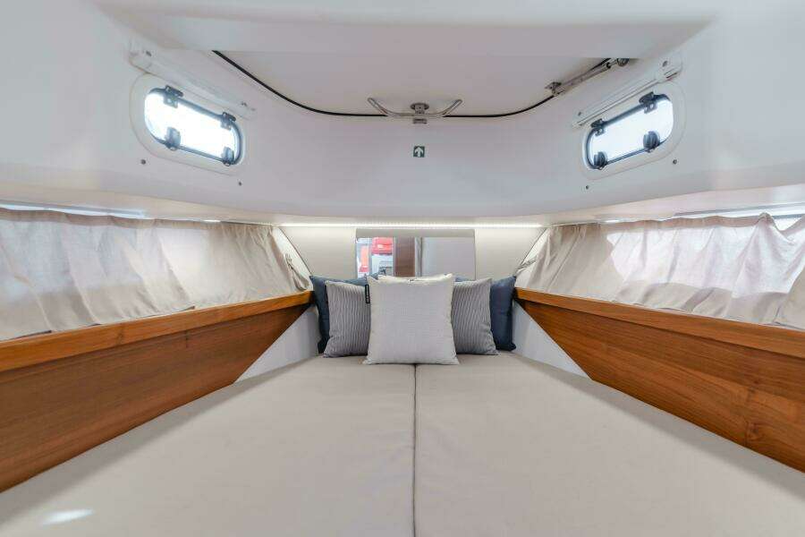 Intrepid 40ft Nimbus Yacht For Sale
