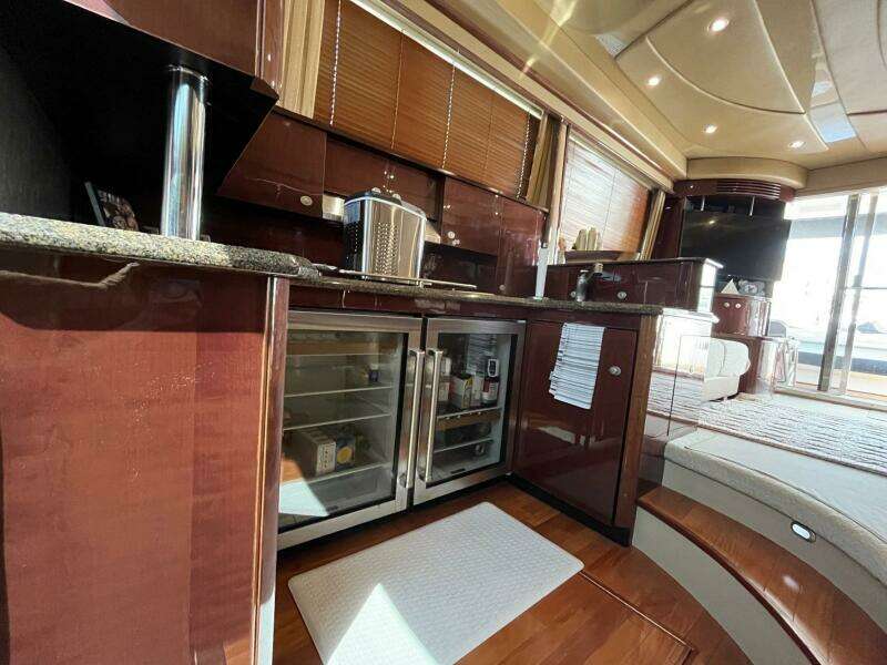 ACRUX 52ft Sea Ray Yacht For Sale
