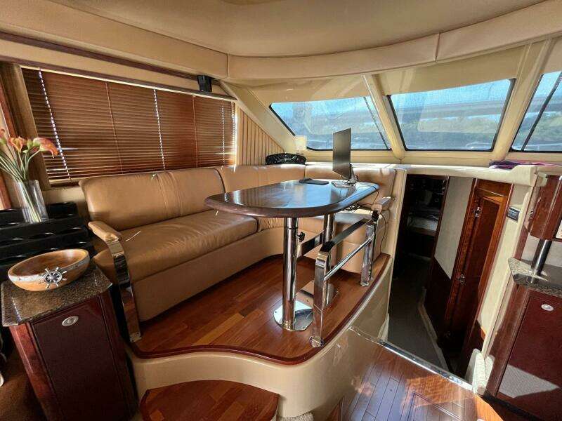 ACRUX 52ft Sea Ray Yacht For Sale