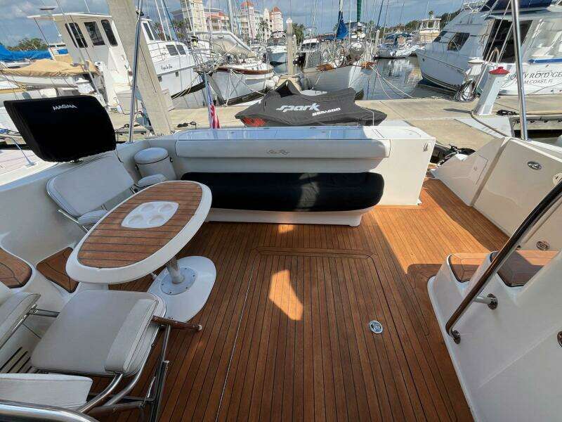 ACRUX 52ft Sea Ray Yacht For Sale