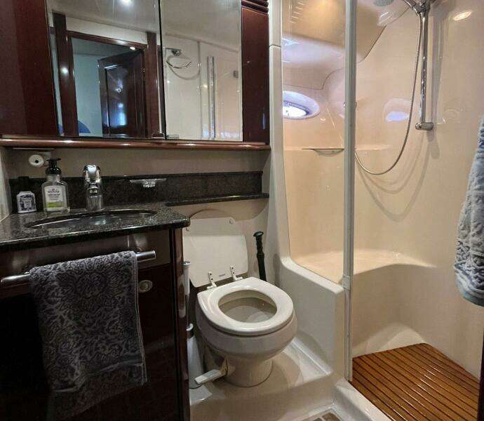 ACRUX 52ft Sea Ray Yacht For Sale