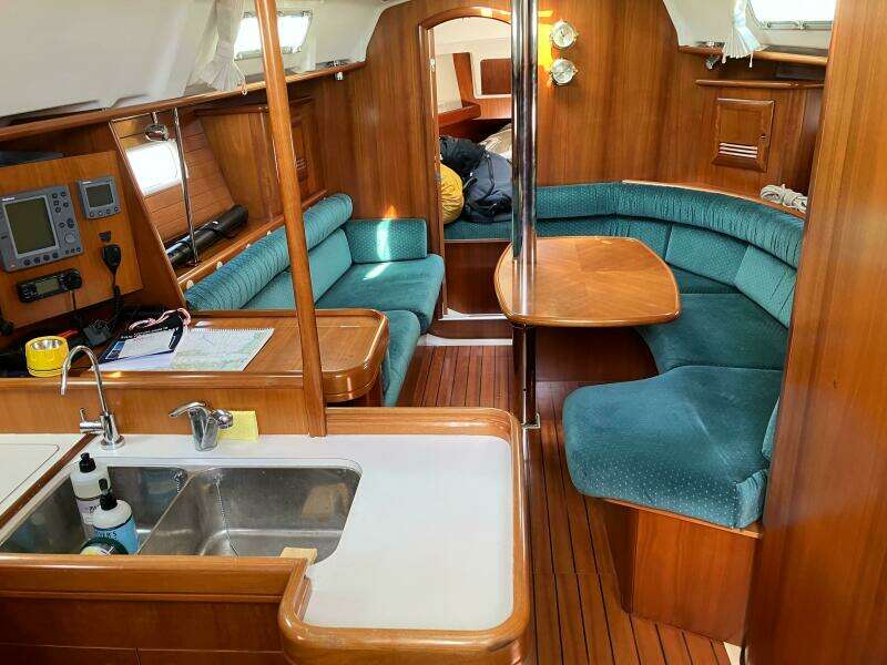 Egret 36ft Beneteau Yacht For Sale