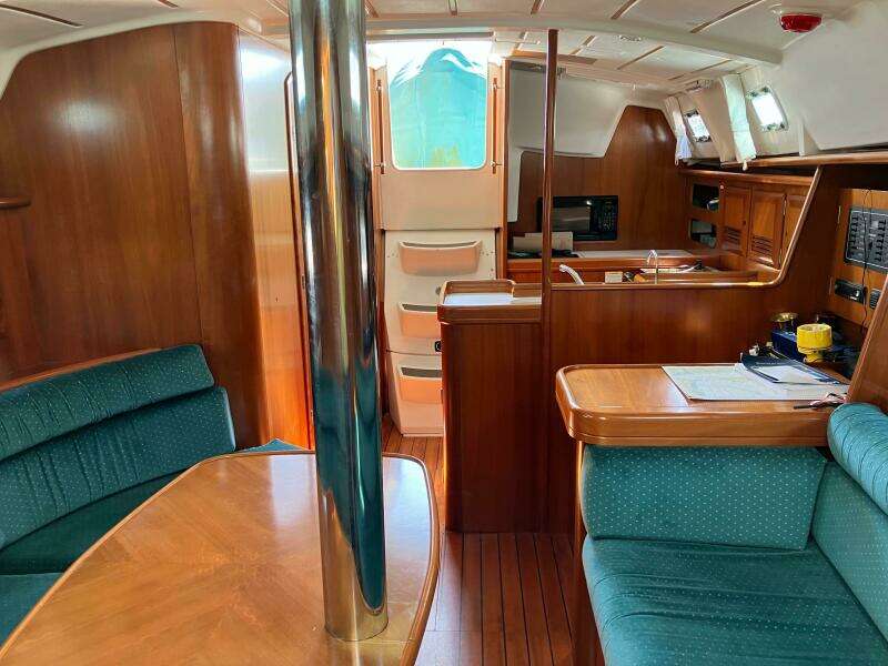 Egret 36ft Beneteau Yacht For Sale