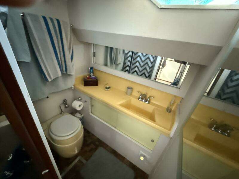 Yachta Yachta 42ft Chris Craft Yacht For Sale