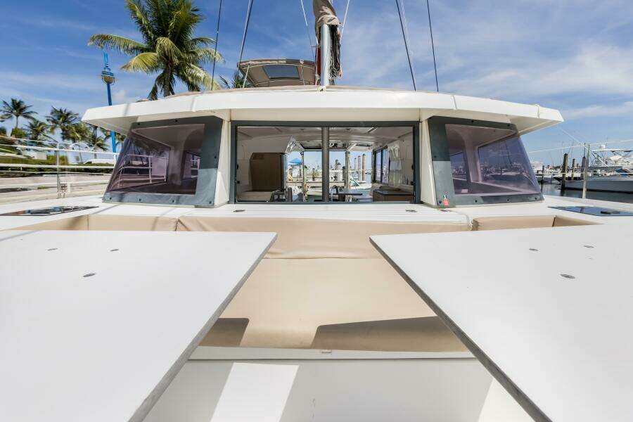 KNOT ON CALL 39ft Bali Yacht For Sale
