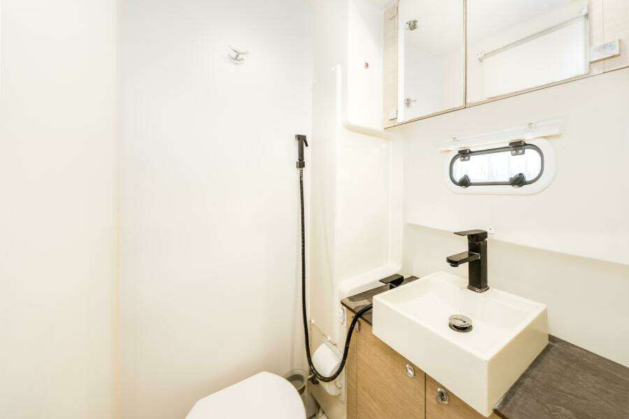 KNOT ON CALL 39ft Bali Yacht For Sale