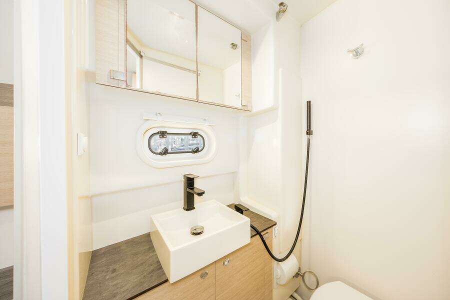 KNOT ON CALL 39ft Bali Yacht For Sale