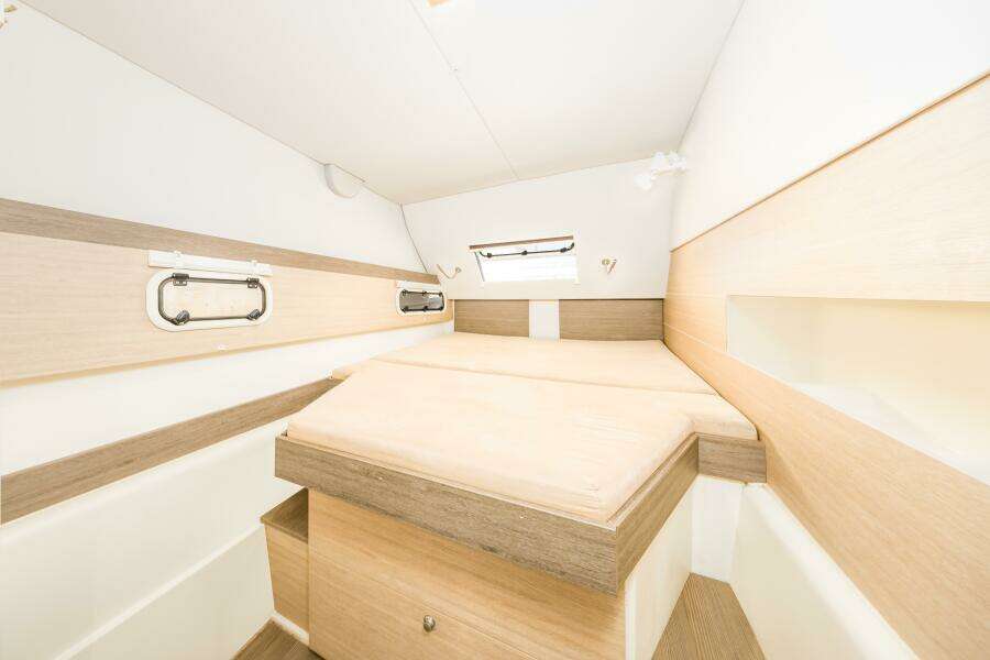 KNOT ON CALL 39ft Bali Yacht For Sale