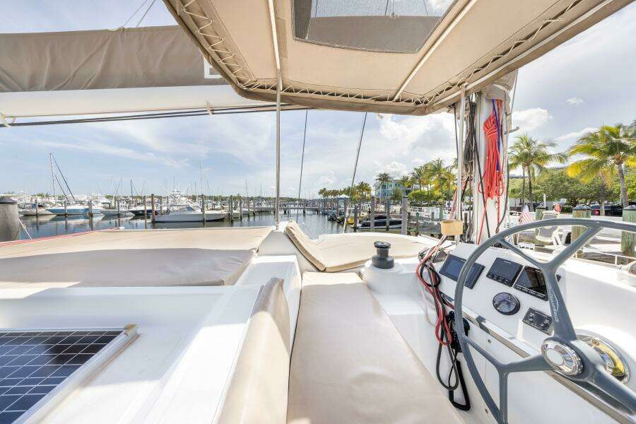 KNOT ON CALL 39ft Bali Yacht For Sale