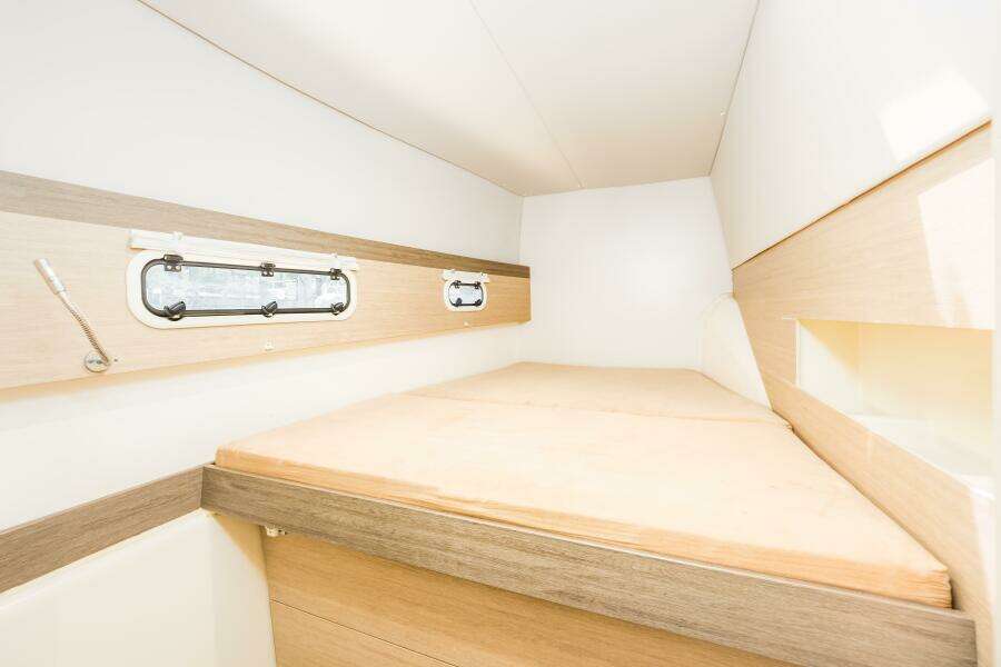 KNOT ON CALL 39ft Bali Yacht For Sale