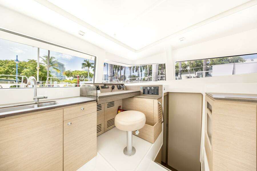 KNOT ON CALL 39ft Bali Yacht For Sale