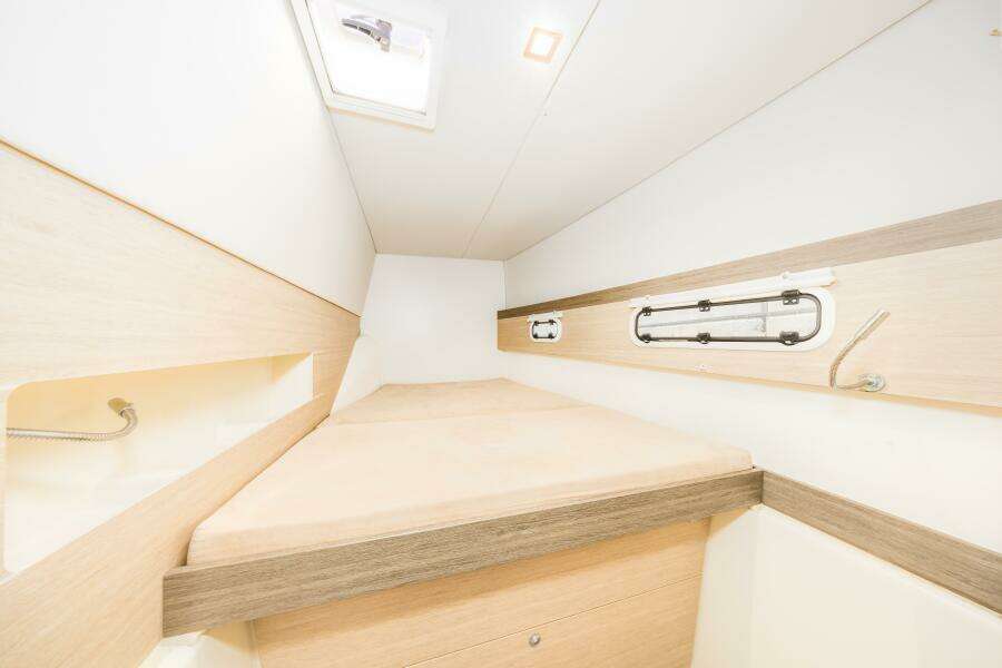 KNOT ON CALL 39ft Bali Yacht For Sale