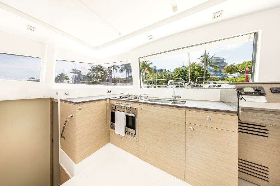 KNOT ON CALL 39ft Bali Yacht For Sale
