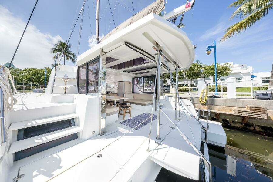 KNOT ON CALL 39ft Bali Yacht For Sale
