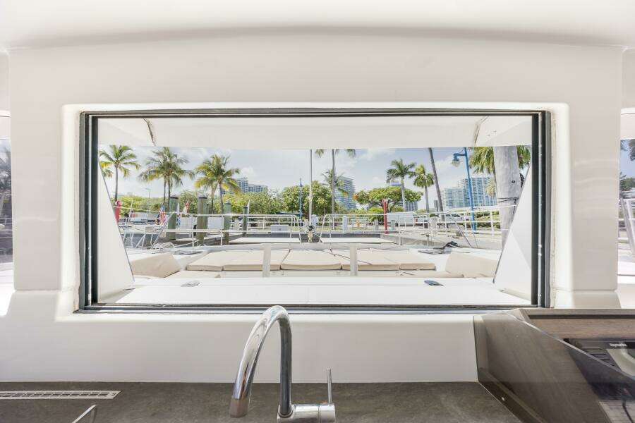 KNOT ON CALL 39ft Bali Yacht For Sale