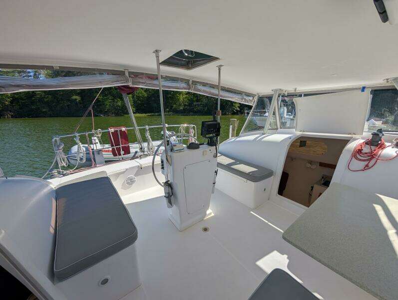 Skydusky 30ft Maine Cat Yacht For Sale