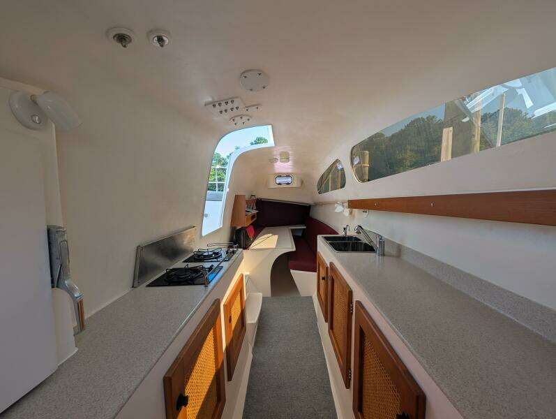 Skydusky 30ft Maine Cat Yacht For Sale