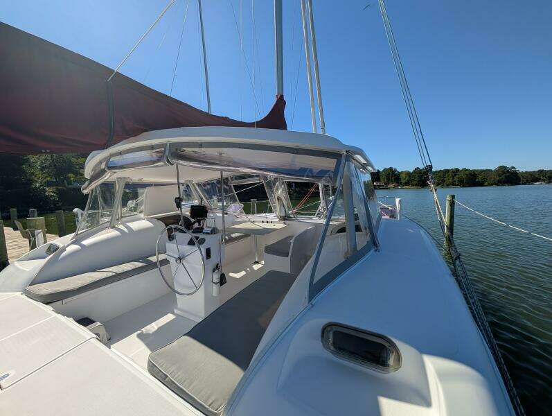 Skydusky 30ft Maine Cat Yacht For Sale