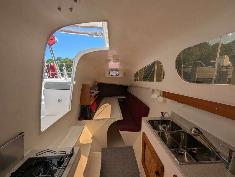 Skydusky 30ft Maine Cat Yacht For Sale