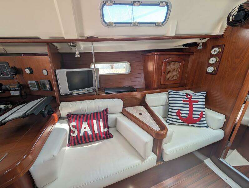 Renaissance 36ft Beneteau Yacht For Sale