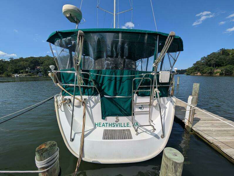 Sea Mistress IV 37ft Beneteau Yacht For Sale