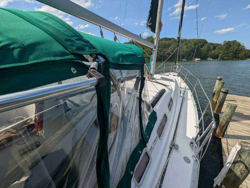 Sea Mistress IV 37ft Beneteau Yacht For Sale