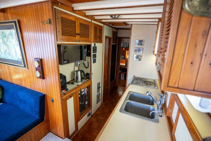 Amazing Grace 36ft Kadey Krogen Yacht For Sale