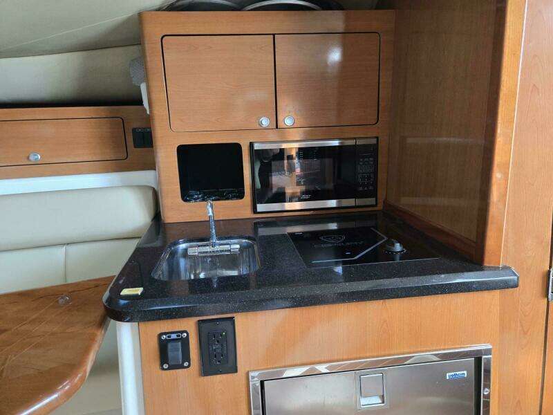 29ft Century Yacht For Sale