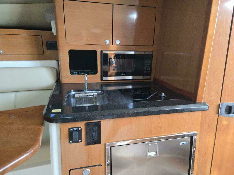 29ft Century Yacht For Sale