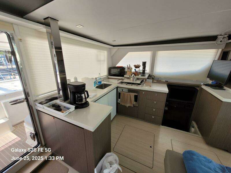 Making Connections II 45ft Leopard Yacht For Sale