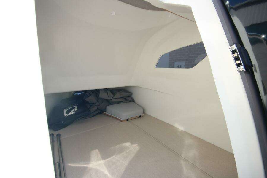 In Stock 29ft Zodiac Yacht For Sale