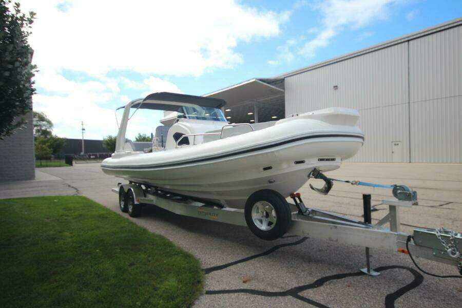 In Stock 29ft Zodiac Yacht For Sale