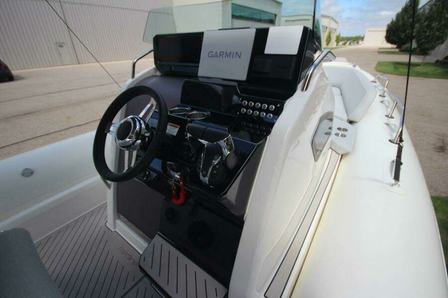 In Stock 29ft Zodiac Yacht For Sale