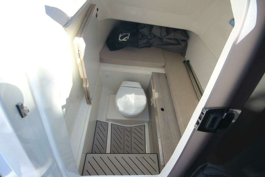 In Stock 29ft Zodiac Yacht For Sale