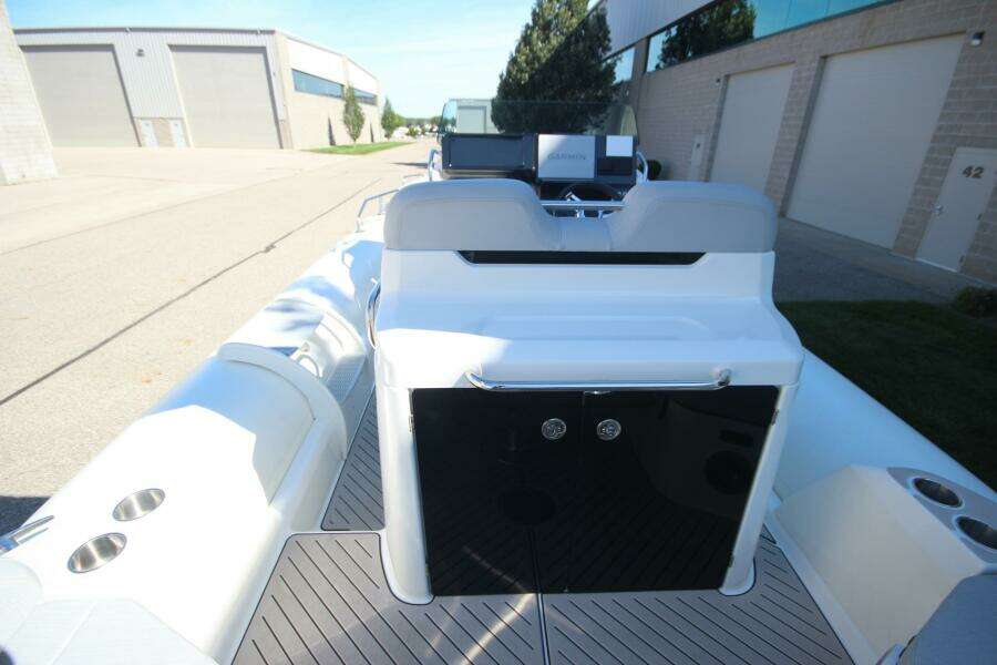 In Stock 29ft Zodiac Yacht For Sale