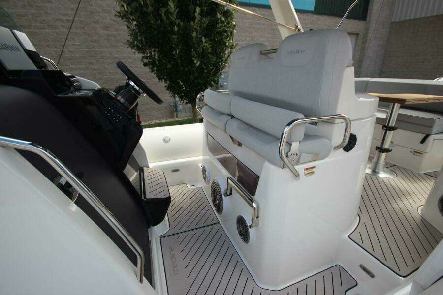 In Stock 29ft Zodiac Yacht For Sale