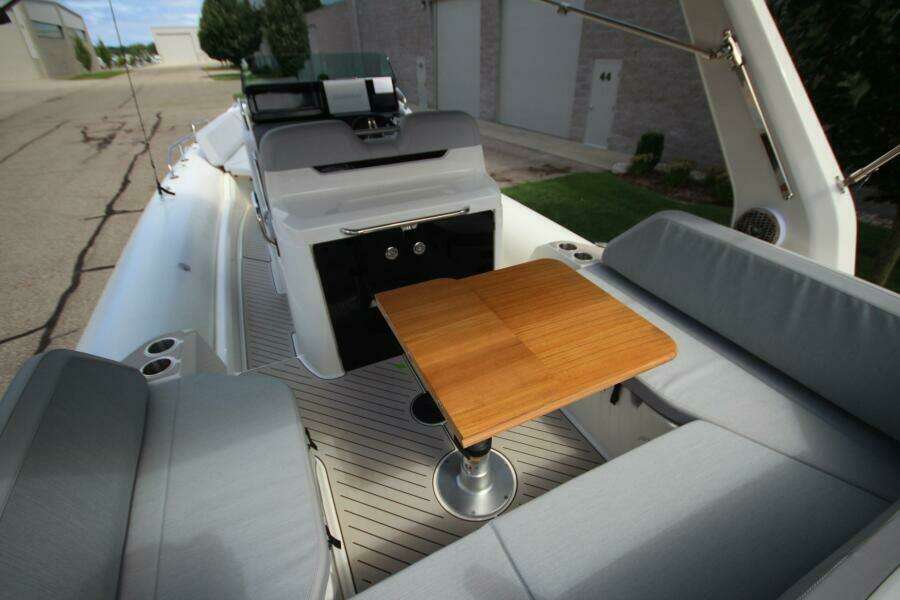 In Stock 29ft Zodiac Yacht For Sale