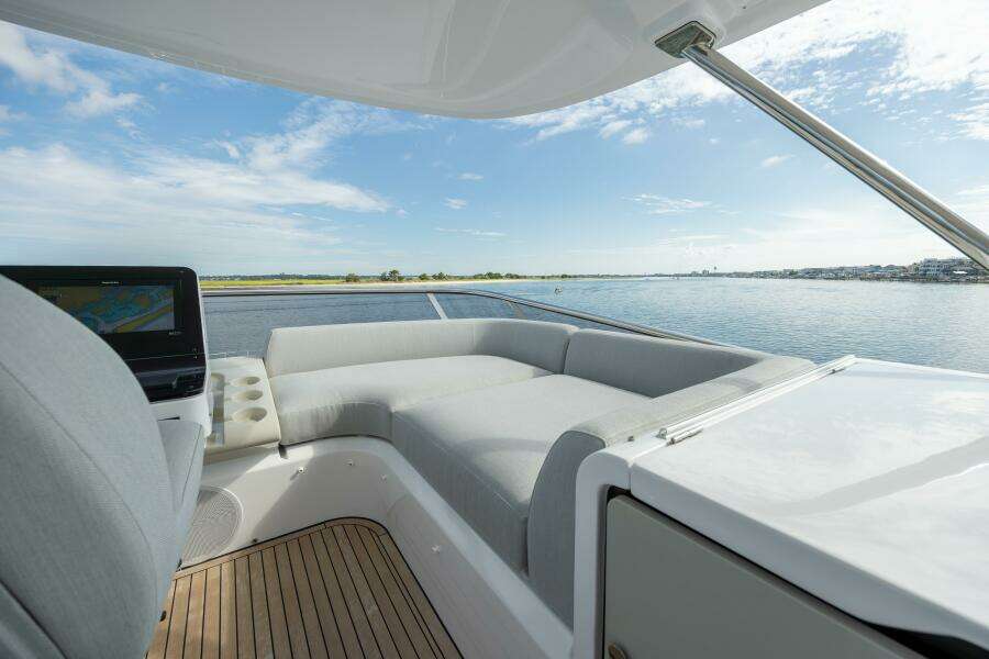DOLCE VITA 60ft Azimut Yacht For Sale