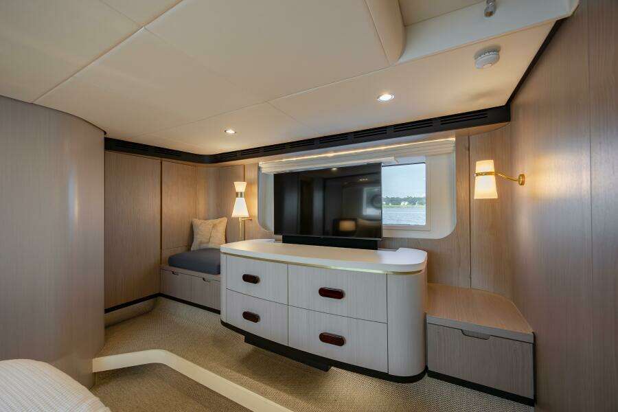 DOLCE VITA 60ft Azimut Yacht For Sale