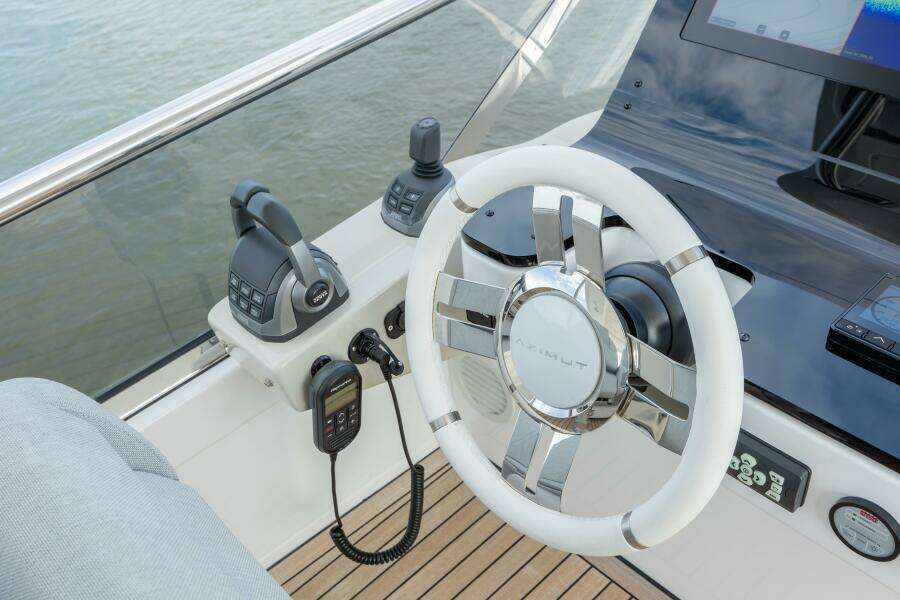 DOLCE VITA 60ft Azimut Yacht For Sale