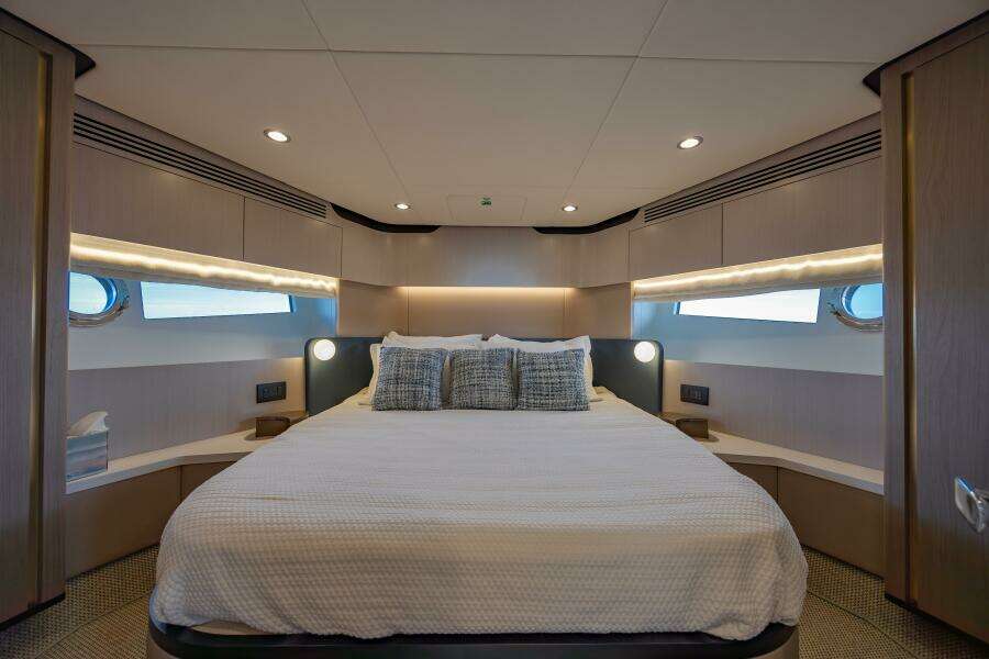 DOLCE VITA 60ft Azimut Yacht For Sale