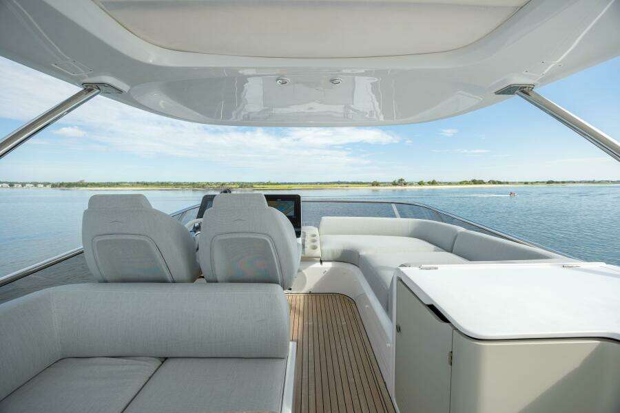 DOLCE VITA 60ft Azimut Yacht For Sale