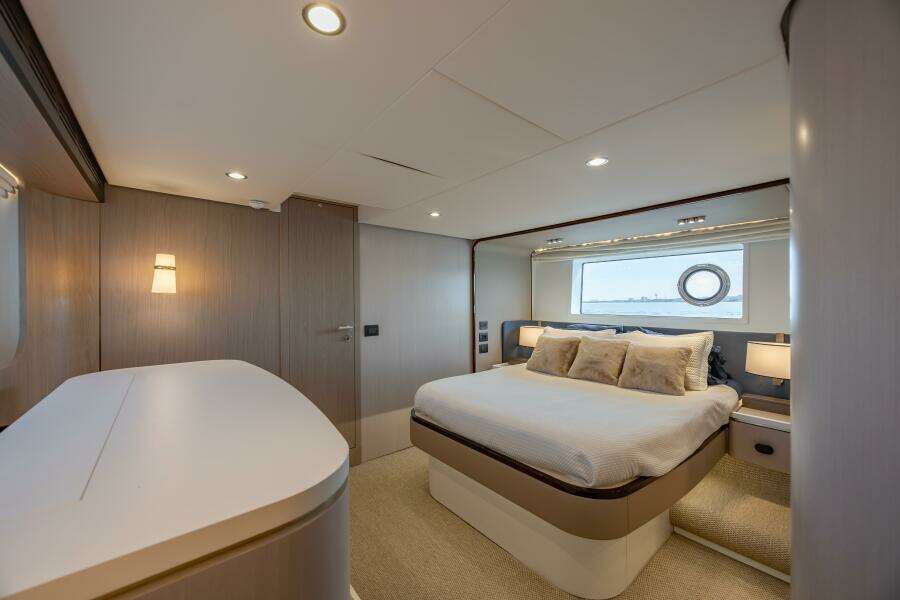 DOLCE VITA 60ft Azimut Yacht For Sale