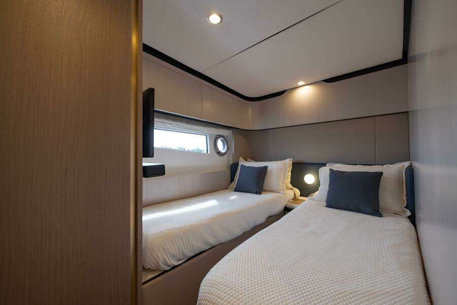 DOLCE VITA 60ft Azimut Yacht For Sale