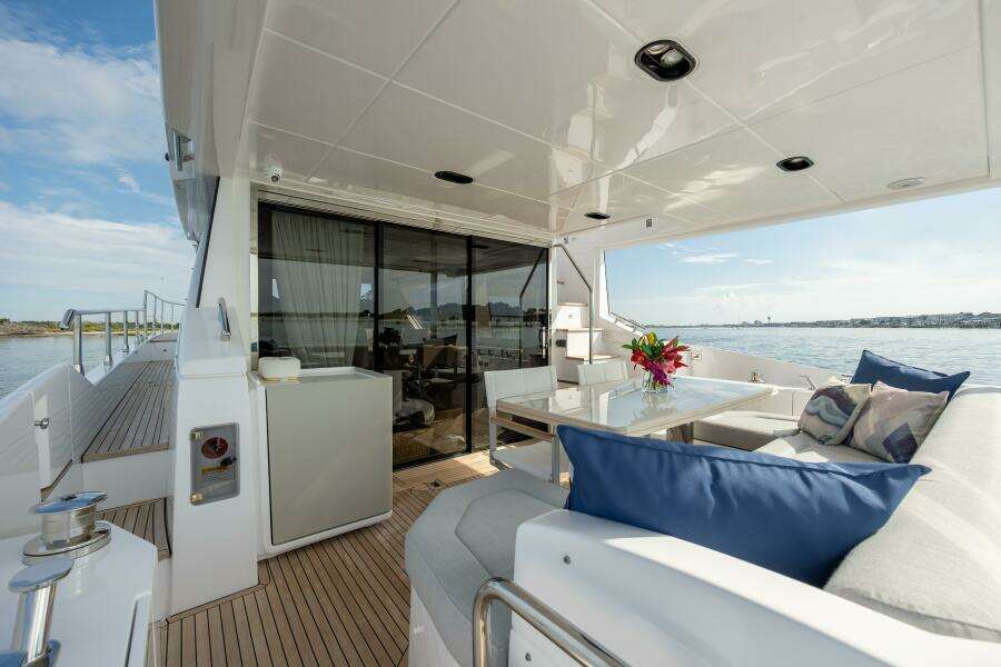 DOLCE VITA 60ft Azimut Yacht For Sale