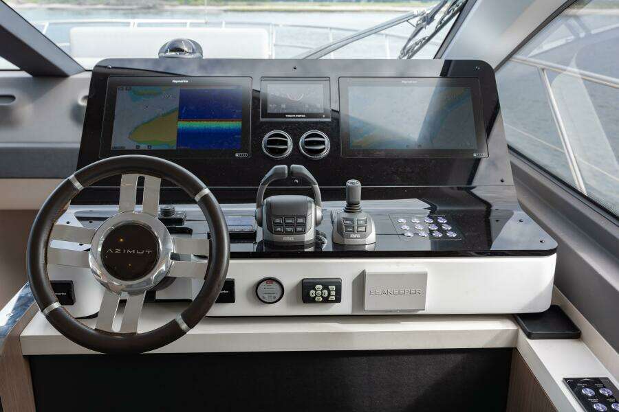 DOLCE VITA 60ft Azimut Yacht For Sale