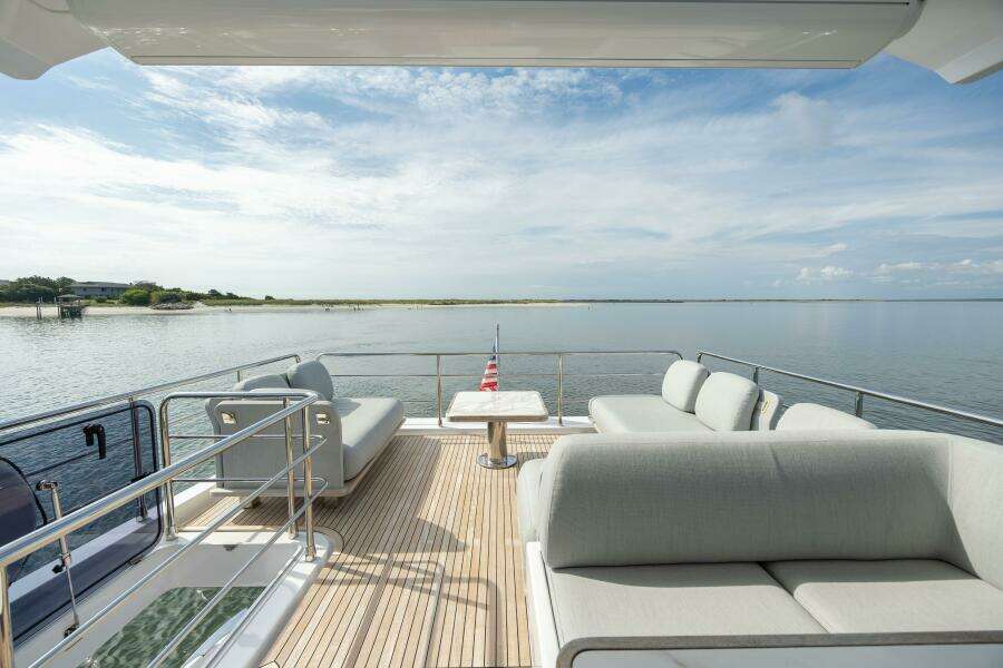 DOLCE VITA 60ft Azimut Yacht For Sale