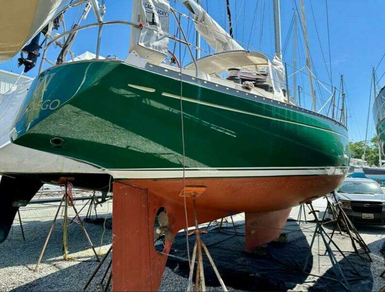 VI 44ft Alden Yacht For Sale
