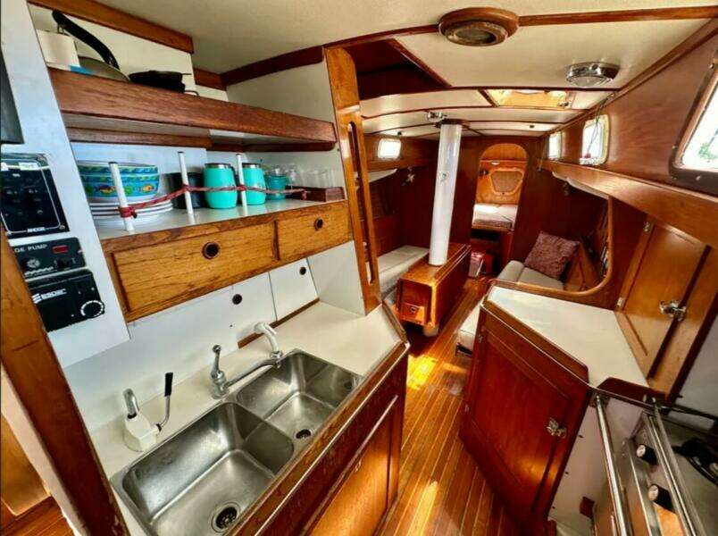 VI 44ft Alden Yacht For Sale