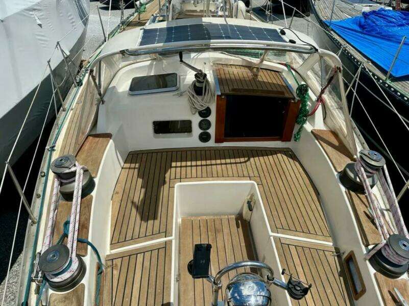 VI 44ft Alden Yacht For Sale